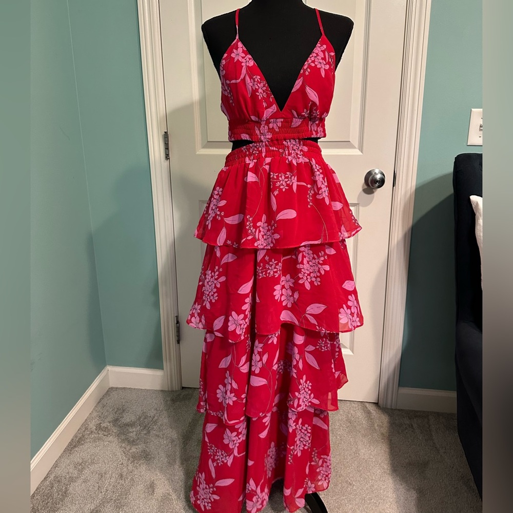 EXPRESS Floral Tiered Twist Back Maxi Dress